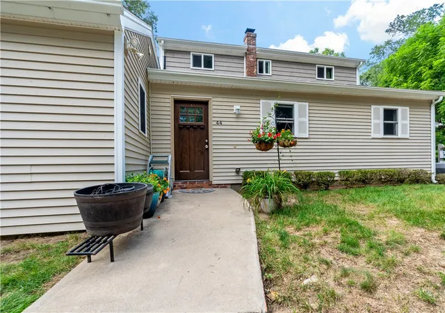 Photo 2 of Multi family home for sale at 44 Maxwell Dr, North Kingstown, RI 02852 | MLS# 1425141 | Listing updated on 2026-10-09