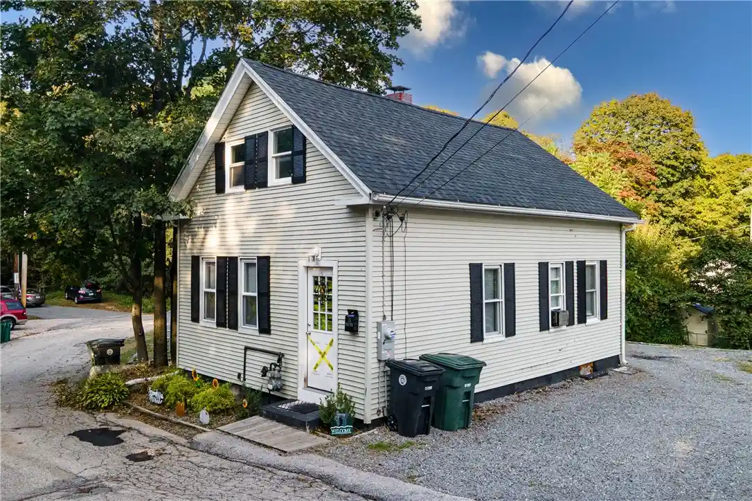 Photo 1 of Single family home for sale at 38 Capwell Ave, Coventry, RI 02816 | MLS# 1425071 | Listing updated on 2026-10-24