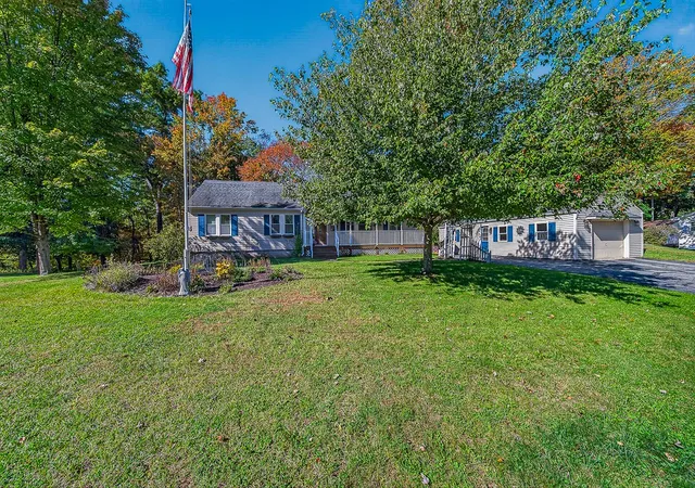 Photo 3 of Single family home for sale at 94 Grove Ln, Pascoag, RI 02859 | MLS# 1424901 | Listing updated on 2026-10-11