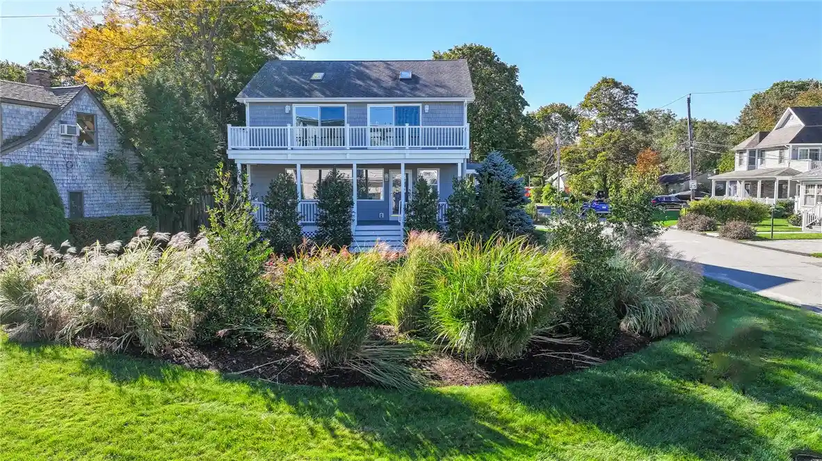 Photo 1 of Single family home for sale at 190 Charlotte Dr, East Greenwich, RI 02818 | MLS# 1425130 | Listing updated on 2026-10-24