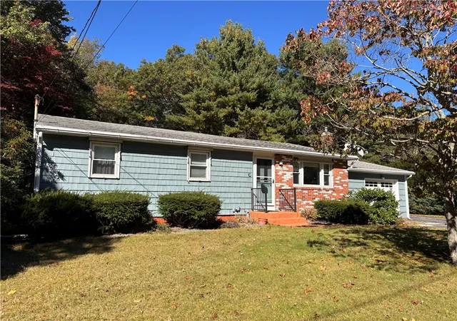 Photo 1 of Sale Pending at 595 Lafayette Rd, North Kingstown, RI 02852 | MLS# 1425173 | Listing updated on 2026-10-09