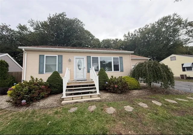 Single family home for sale at 143 Poplar Dr, Cranston, RI 02920 | MLS# 1425382