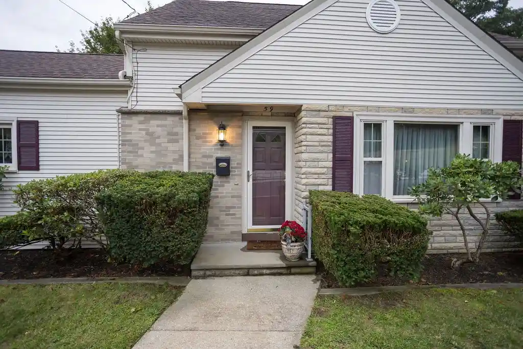 Photo 1 of Single family home for sale at 59 Highland St, West Warwick, RI 02893 | MLS# 1425156 | Listing updated on 2026-10-25