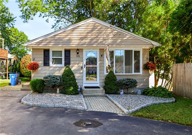 Single family home for sale at 105 Curtis St, Cranston, RI 02920 | MLS# 1425393