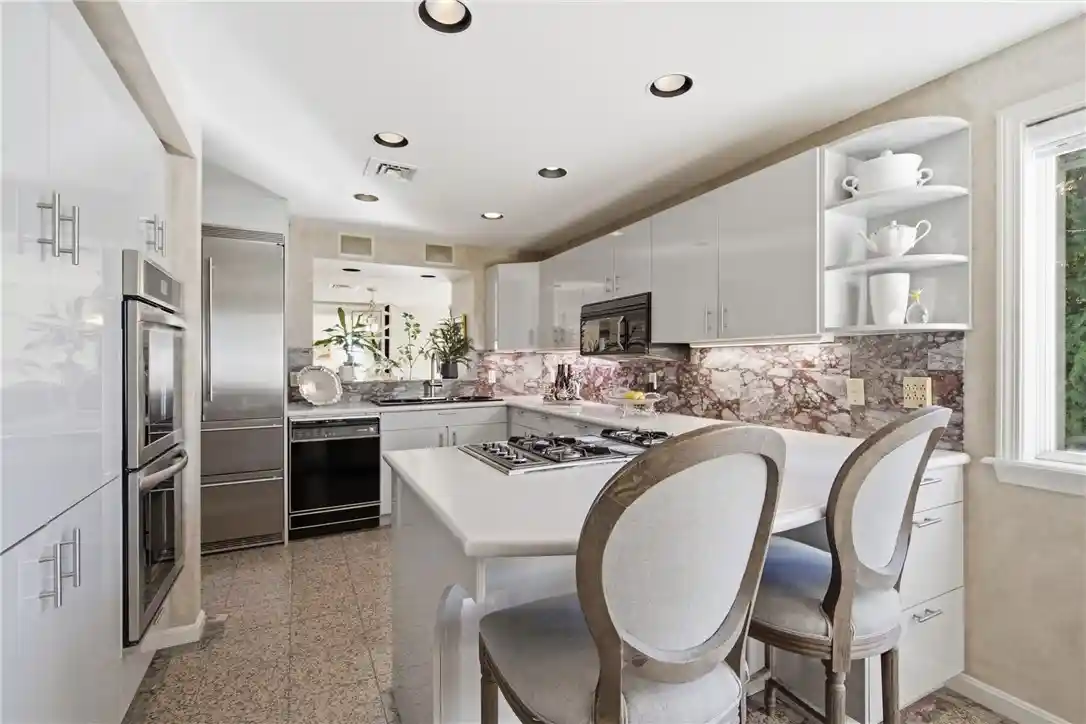Photo 1 of Condo for sale at 400 Meshanticut Valley Pkwy #16, Cranston, RI 02920 | MLS# 1420199 | Listing updated on 2026-10-30