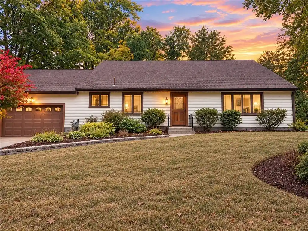 Photo 1 of Single family home for sale at 289 Old River Rd, Lincoln, RI 02865 | MLS# 1425319 | Listing updated on 2026-10-30