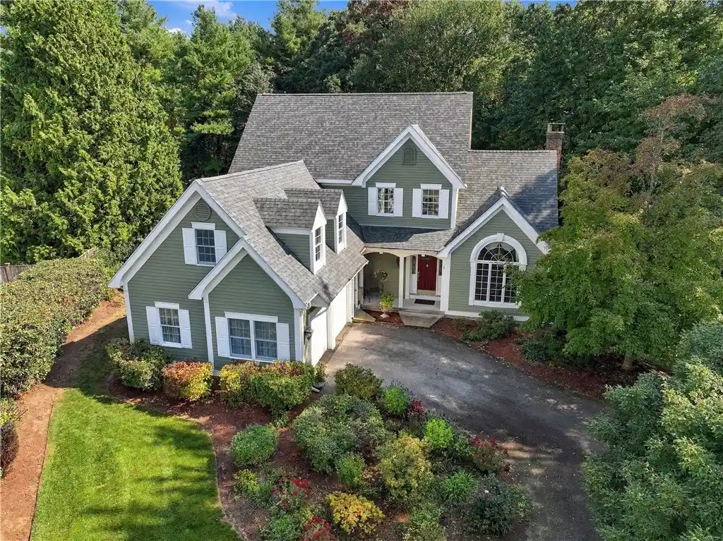 Photo 1 of Single family home for sale at 1 Gladding Dr, Cumberland, RI 02864 | MLS# 1424778 | Listing updated on 2026-10-25