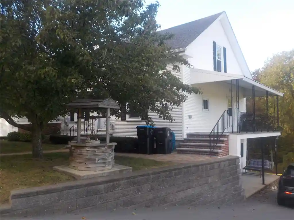 Single family home for sale at 19 Old Pound Hl Rd, North Smithfield, RI 02896 | MLS# 1425598