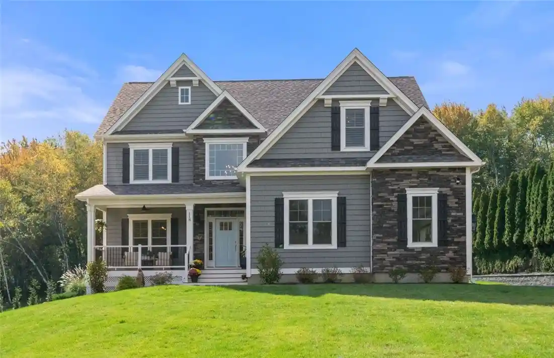 Single family home for sale at 118 Cardinal Rd, Cranston, RI 02921 | MLS# 1425482