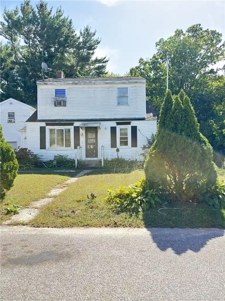 Photo 1 of Single family home for sale at 62 Hancock Dr, North Kingstown, RI 02852 | MLS# 1425663 | Listing updated on 2026-10-28