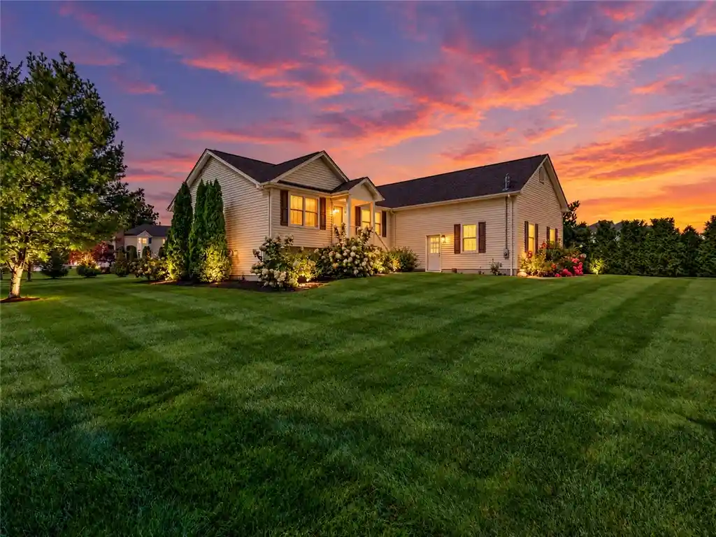 Photo 1 of Single family home for sale at 550 Seven Mile Rd, Hope, RI 02831 | MLS# 1425735 | Listing updated on 2026-10-26
