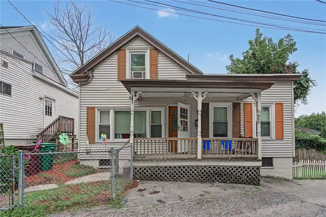 Photo 1 of Single family home for sale at 283 Front St, Woonsocket, RI 02895 | MLS# 1425760 | Listing updated on 2026-10-25