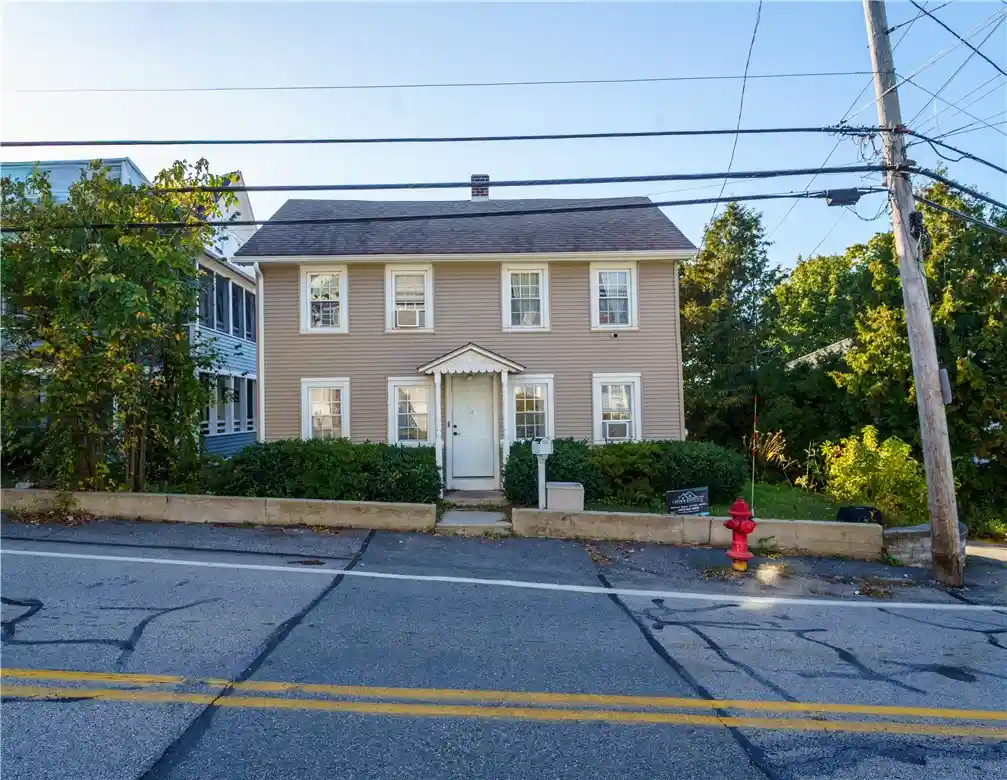 Single family home for sale at 17 E Greenwich Ave, West Warwick, RI 02893 | MLS# 1425641