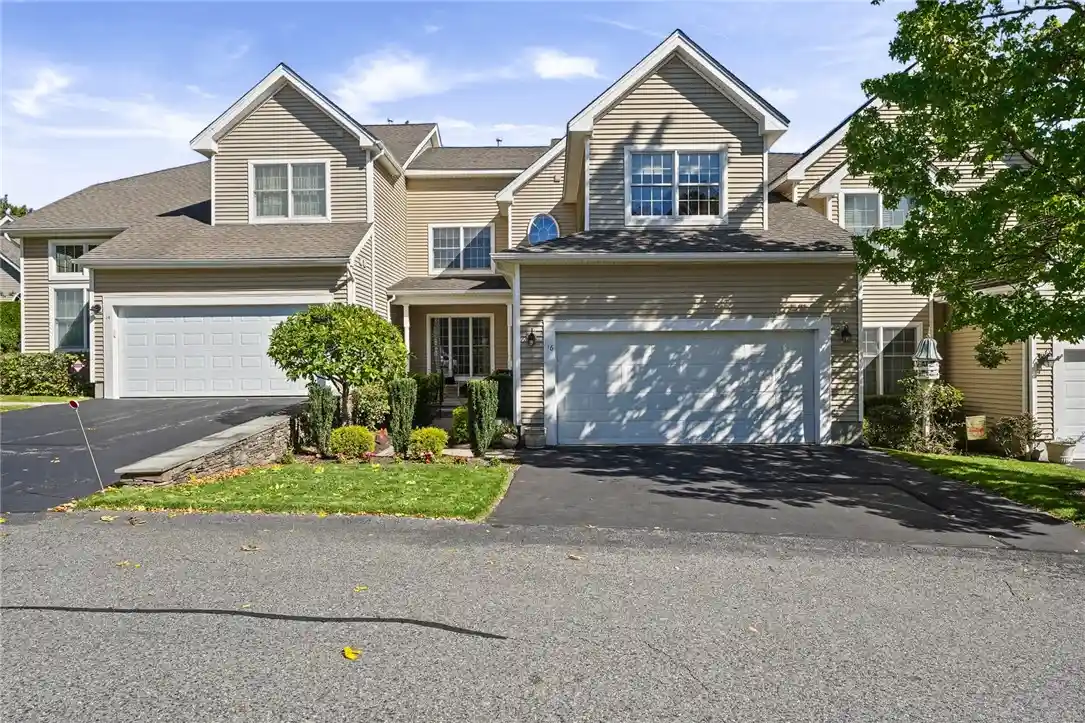 Condo for sale at 16 Starling Way, West Warwick, RI 02893 | MLS# 1425346