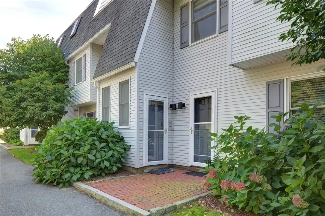 Photo 1 of Sale Pending at 364 Bellevue Ave #D7, Newport, RI 02840 | MLS# 1424810 | Listing updated on 2026-10-25