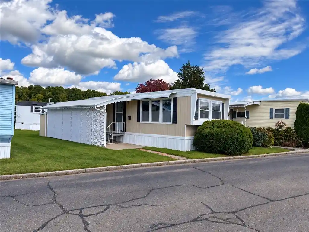Single family home for sale at 131 Washington St,MA 02035 | MLS# 1425748