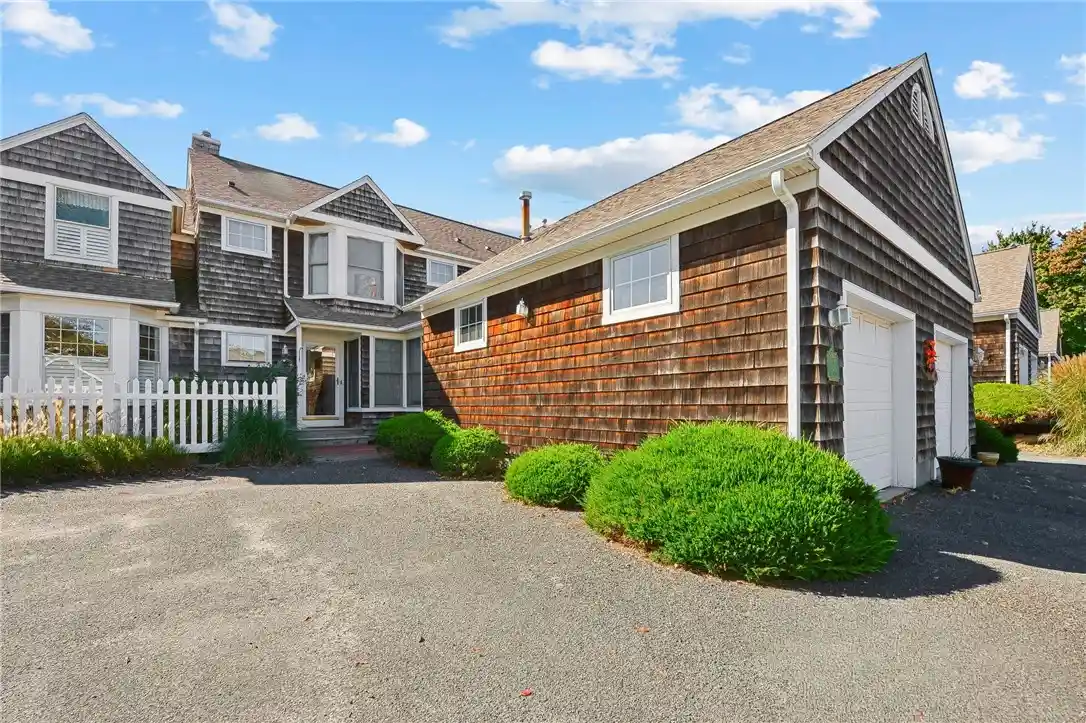 Condo for sale at 40 Fox Dr, Narragansett, RI 02882 | MLS# 1425900