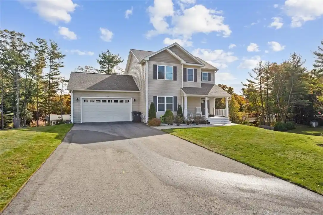 Photo 1 of Single family home for sale at 19 Minglewood Dr, Coventry, RI 02816 | MLS# 1425811 | Listing updated on 2026-10-28