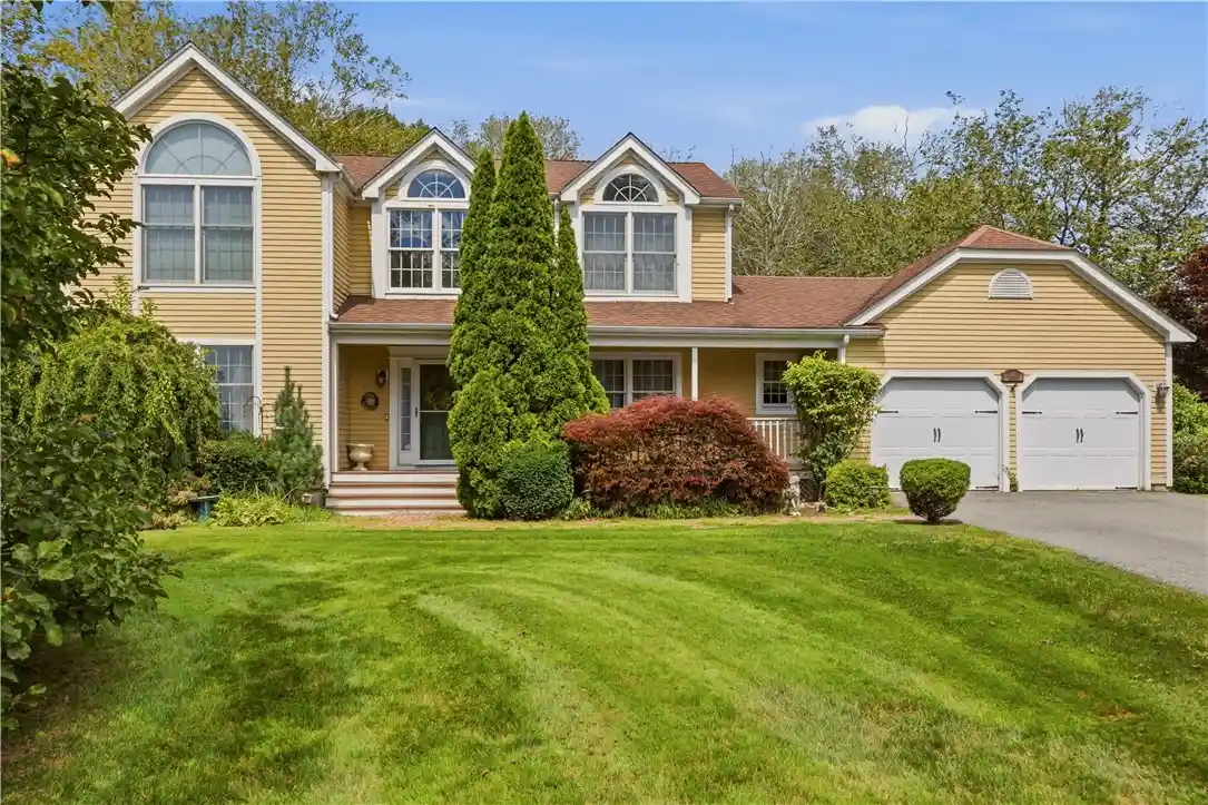 Photo 1 of Single family home for sale at 69 Carriage Dr, Portsmouth, RI 02871 | MLS# 1425741 | Listing updated on 2026-10-25