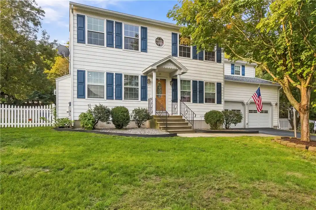 Photo 1 of Single family home for sale at 18 Pineridge Dr, Smithfield, RI 02917 | MLS# 1425927 | Listing updated on 2026-10-25