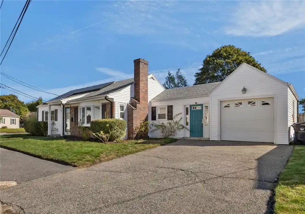 Single family home for sale at 350 Williston Way, Pawtucket, RI 02861 | MLS# 1425366