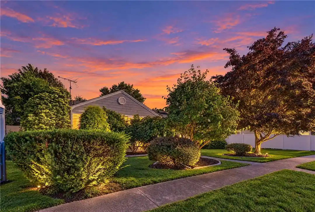 Photo 1 of Single family home for sale at 50 Seymour Ave, Cranston, RI 02910 | MLS# 1425983 | Listing updated on 2026-10-28