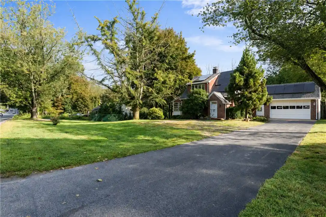 Photo 1 of Single family home for sale at 241 Douglas Pike, Smithfield, RI 02917 | MLS# 1425995 | Listing updated on 2026-10-25