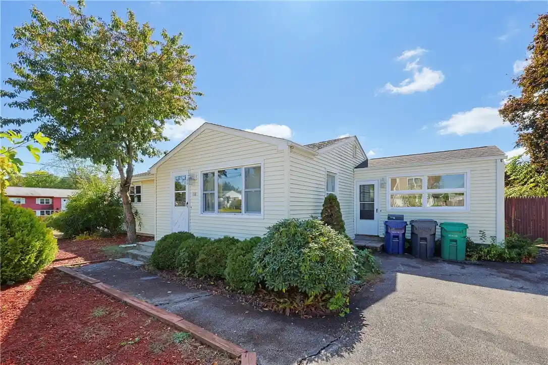 Photo 1 of Single family home for sale at 168 Vineyard Rd, Warwick, RI 02889 | MLS# 1426011 | Listing updated on 2026-10-25