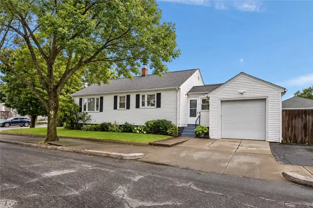 Photo 1 of Single family home for sale at 402 Webster Ave, Cranston, RI 02920 | MLS# 1426120 | Listing updated on 2026-10-26