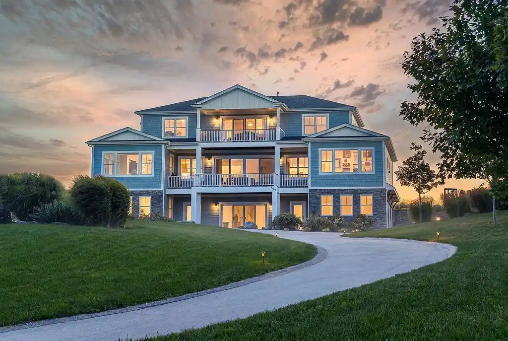 Photo 1 of Mansion for sale at 459 Vanderbilt Ln, Portsmouth, RI 02871 | MLS# 1425848 | Listing updated on 2026-10-26
