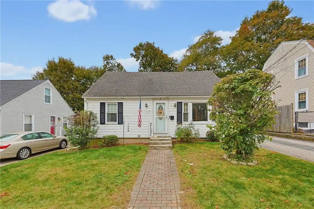 Photo 1 of Single family home for sale at 5 Edwards Rd, Johnston, RI 02919 | MLS# 1425730 | Listing updated on 2026-10-27