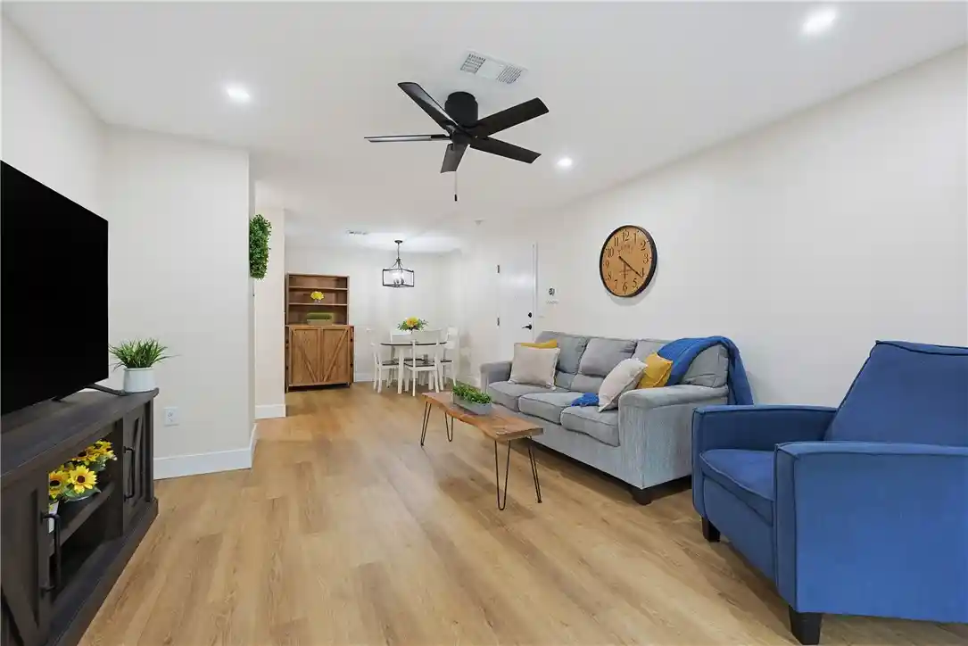 Condo for sale at 811 Franklin Xing Rd #811, Franklin, MA 02038 | MLS# 1426266