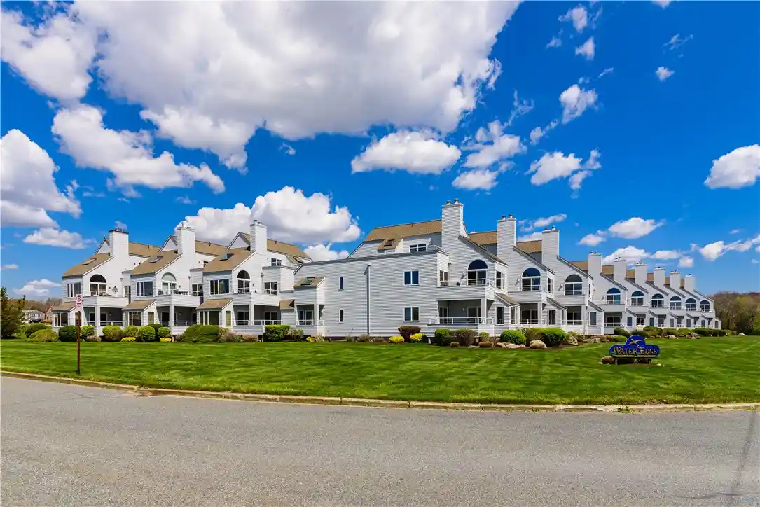 Condo for sale at 103 Bellevue Ct, Narragansett, RI 02882 | MLS# 1412274