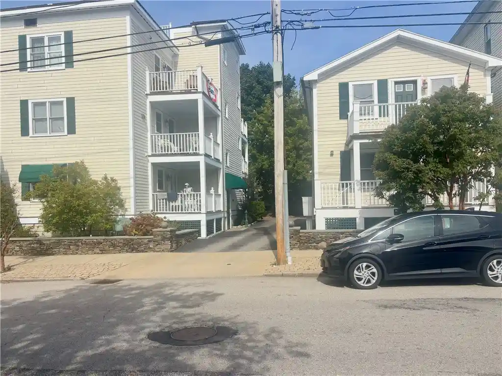 Condo for sale at 159 Franklin St #7C, Bristol, RI 02809 | MLS# 1426498