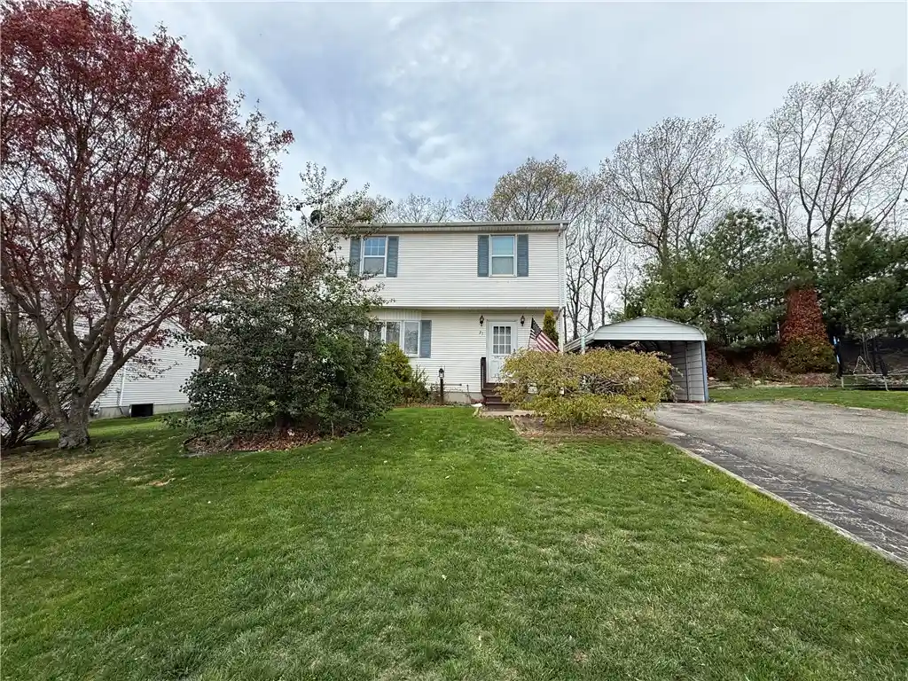 Photo 1 of Single family home for sale at 27 Hidden Valley Ln, Lincoln, RI 02865 | MLS# 1426381 | Listing updated on 2026-10-24