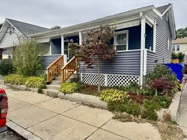 Photo 1 of Single family home for sale at 146 Oakland Ave, Pawtucket, RI 02861 | MLS# 1426597 | Listing updated on 2026-10-25