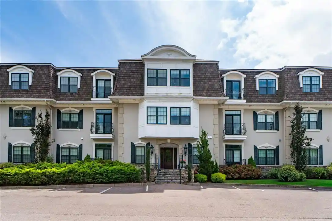 Condo for sale at 1404 S County Trl #203, East Greenwich, RI 02818 | MLS# 1426596