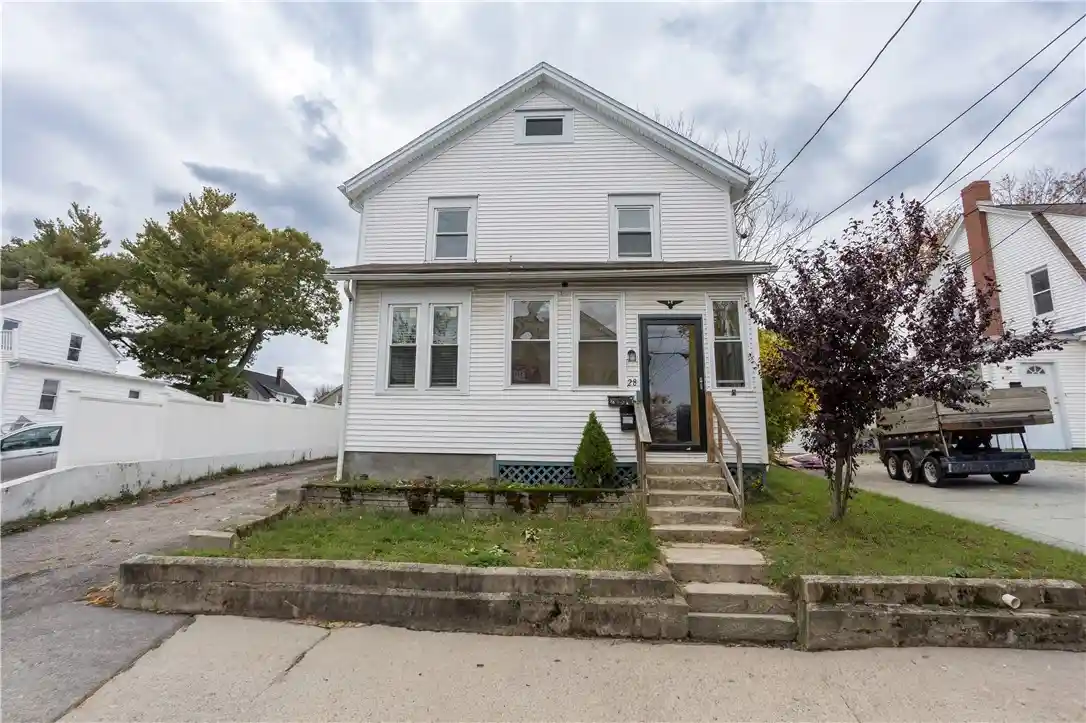 Single family home for sale at 28 Yorkshire St, Providence, RI 02908 | MLS# 1425294