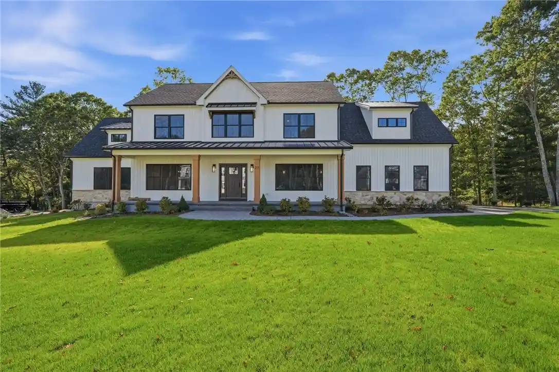 Single family home for sale at 23 Paula Ln, Cranston, RI 02921 | MLS# 1426644