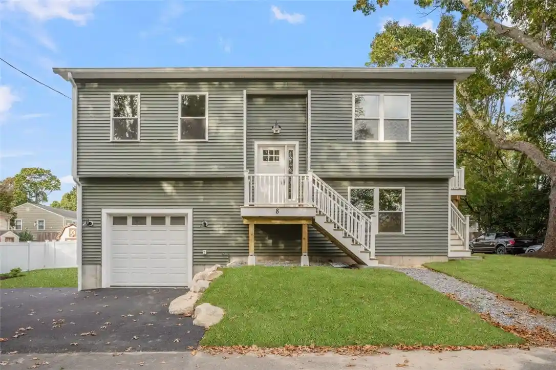Photo 1 of Single family home for sale at 8 N Shore St, Warwick, RI 02889 | MLS# 1426075 | Listing updated on 2026-10-27