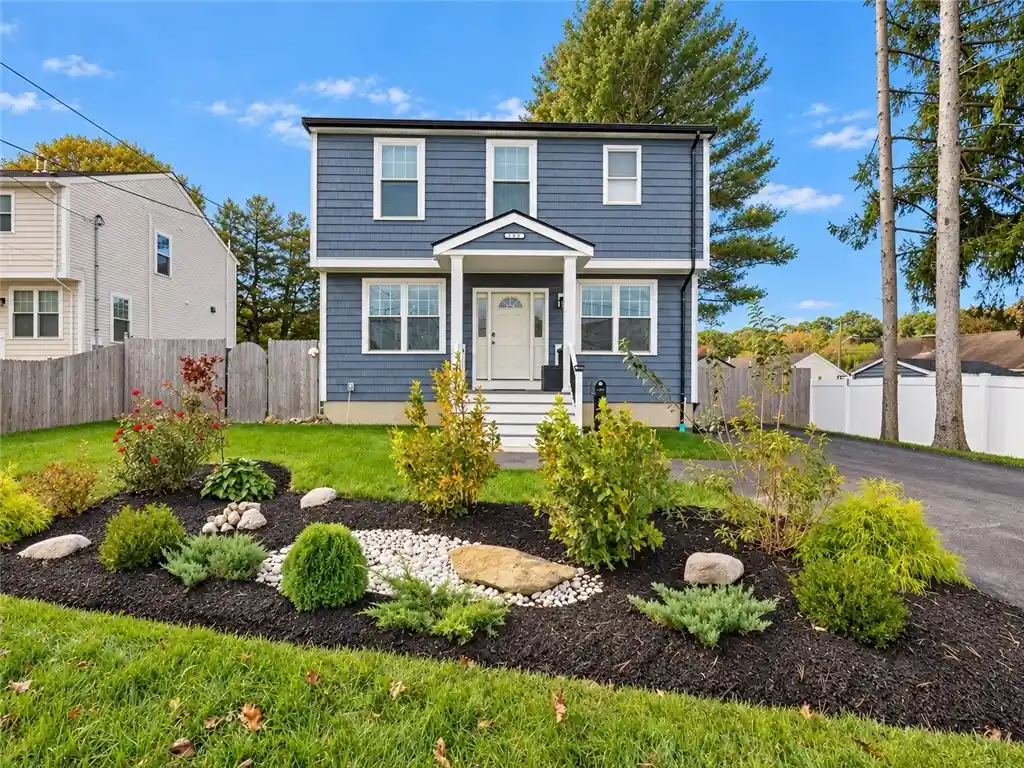 Single family home for sale at 188 Smithfield Rd, North Providence, RI 02904 | MLS# 1426474