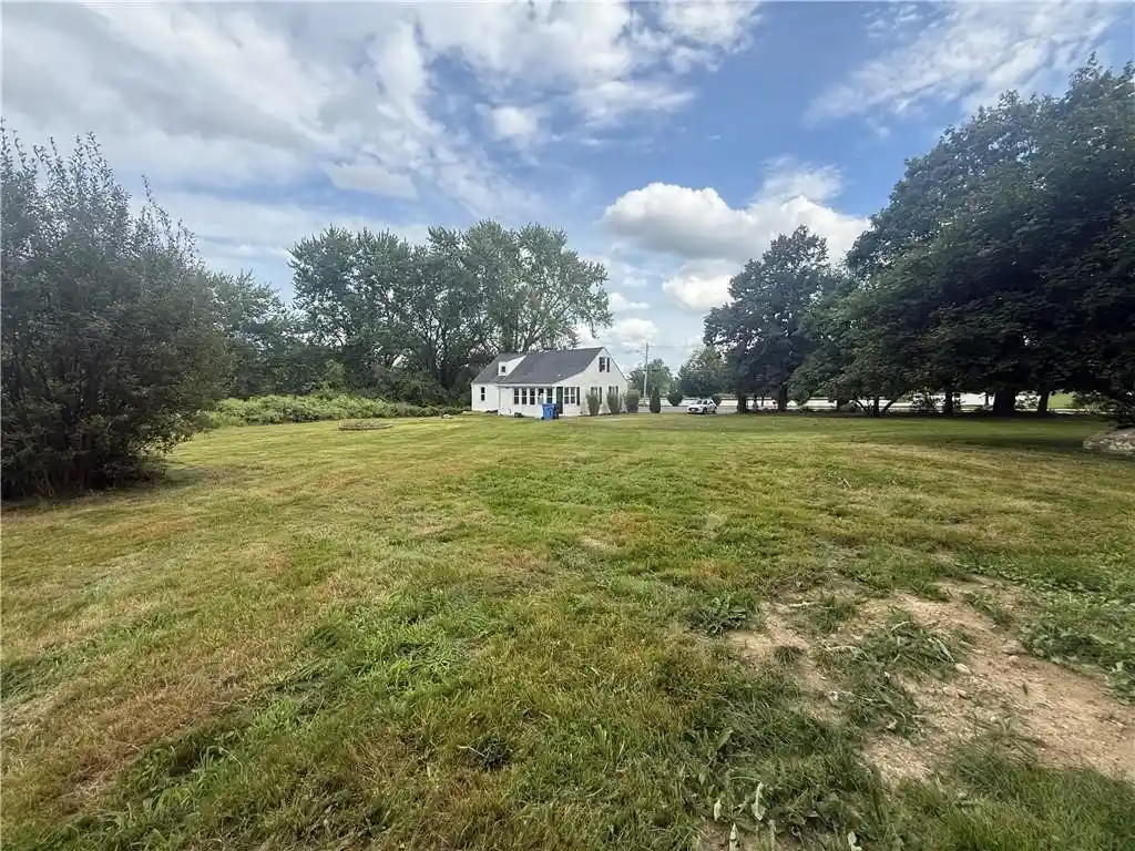 Photo 1 of Land for sale at 425 Hope Rd, Cranston, RI 02921 | MLS# 1426781 | Listing updated on 2026-10-24