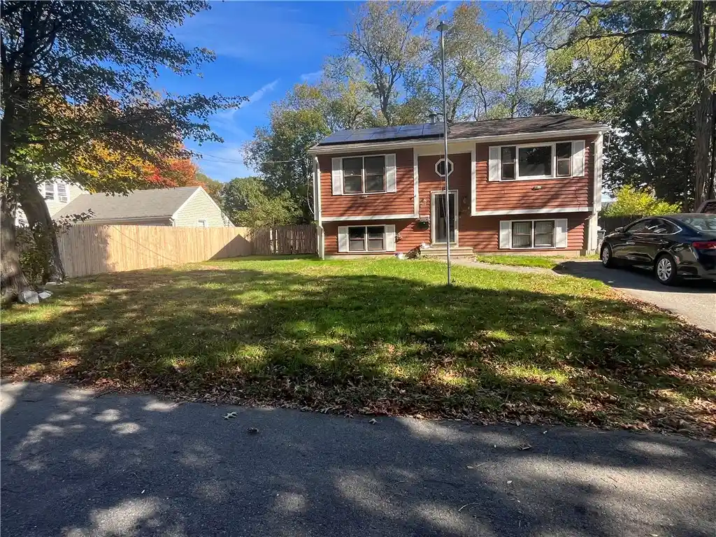 Single family home for sale at 39 Sachem Rd, Riverside, RI 02915 | MLS# 1426805