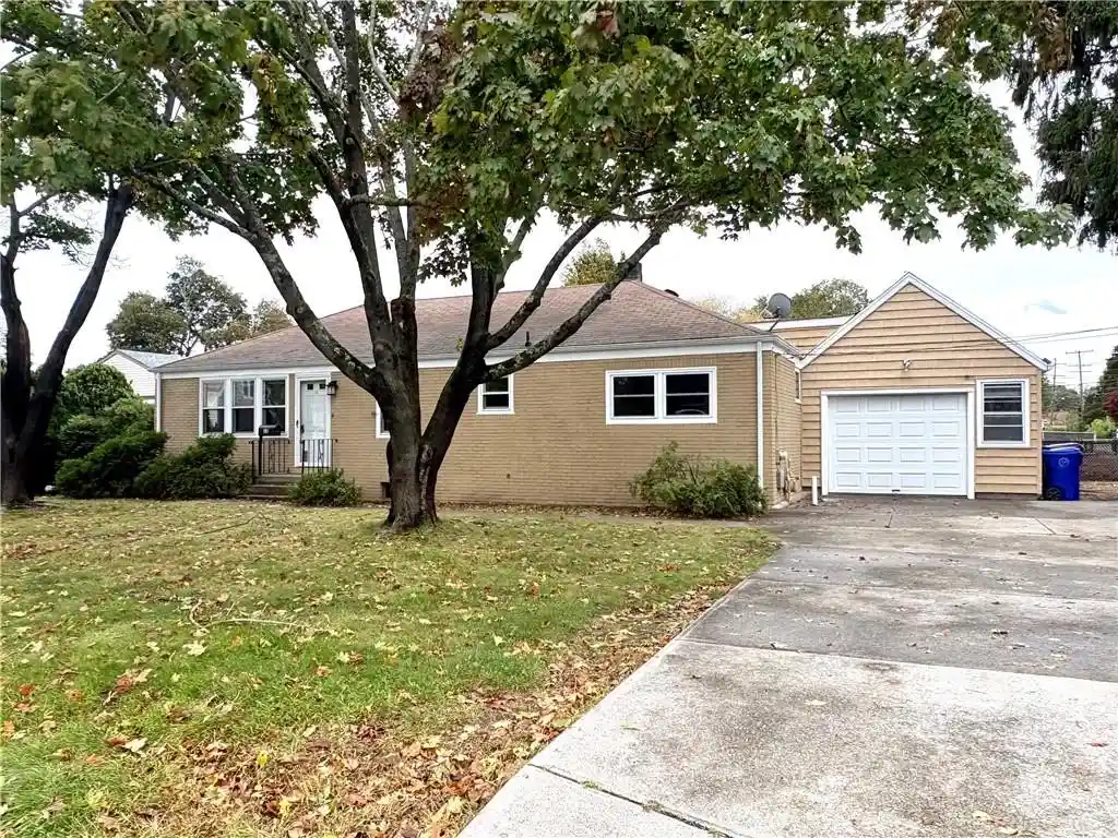 Single family home for sale at 85 Hilton Ave, Riverside, RI 02915 | MLS# 1426979