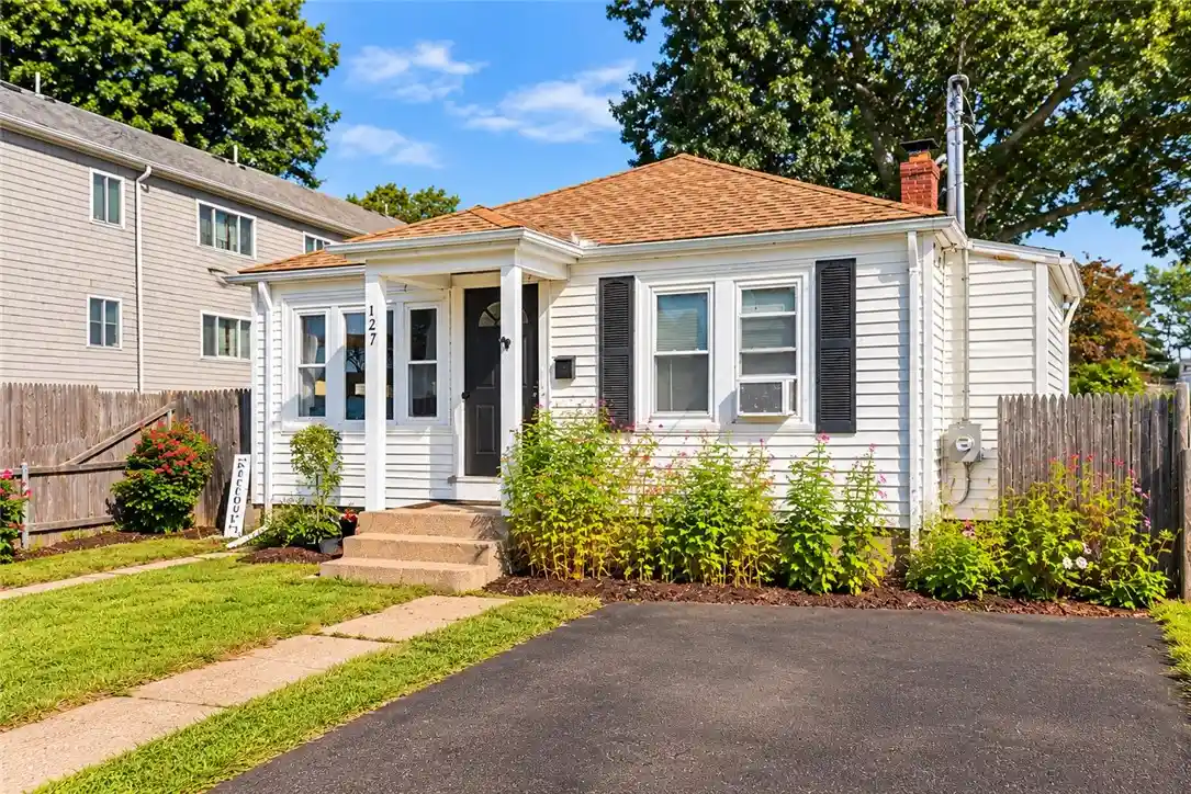 Single family home for sale at 127 Fern St, Warwick, RI 02889 | MLS# 1426991
