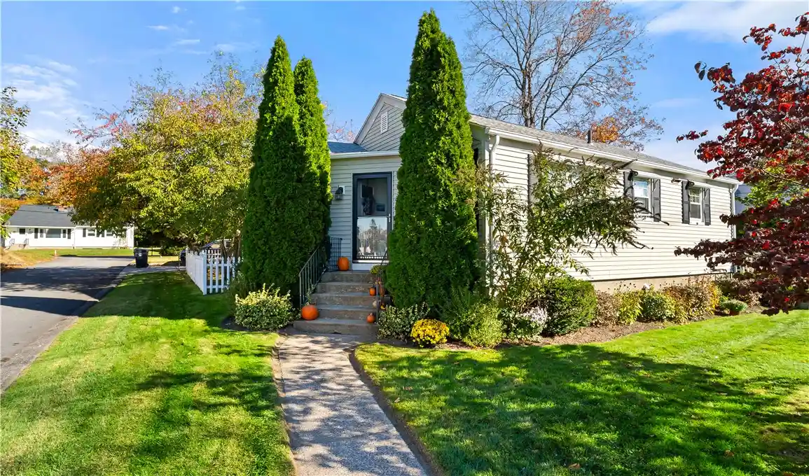 Photo 1 of Single family home for sale at 10 Washakie Ave, North Providence, RI 02911 | MLS# 1427270 | Listing updated on 2026-10-29