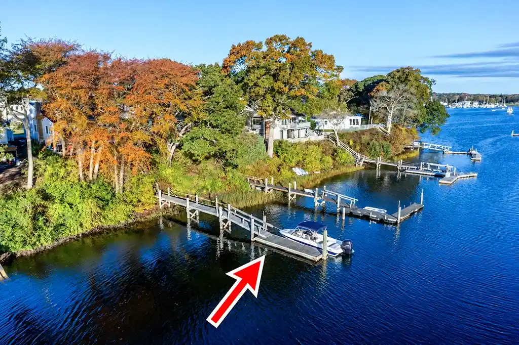 Single family home for sale at 236 Wood Hl Rd, Narragansett, RI 02882 | MLS# 1427271