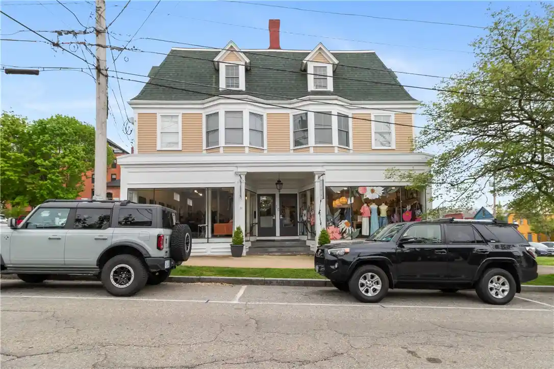 Condo for sale at 18 State St #5, Bristol, RI 02809 | MLS# 1427172