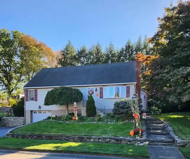 Single family home for sale at 4 Scenic View Dr, Smithfield, RI 02917 | MLS# 1427305