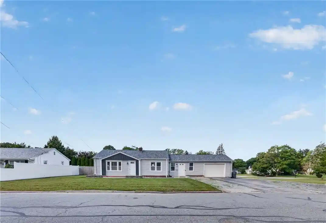 Photo 1 of Single family home for sale at 58 Earl St, West Warwick, RI 02893 | MLS# 1427367 | Listing updated on 2026-10-30